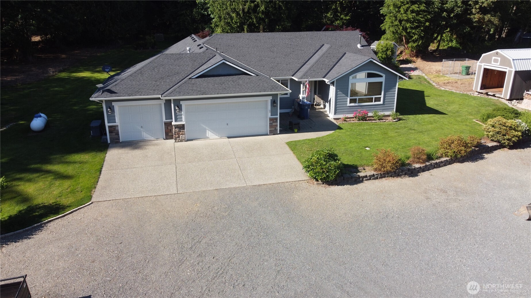 16617 Jim Creek Road Property Photo 10