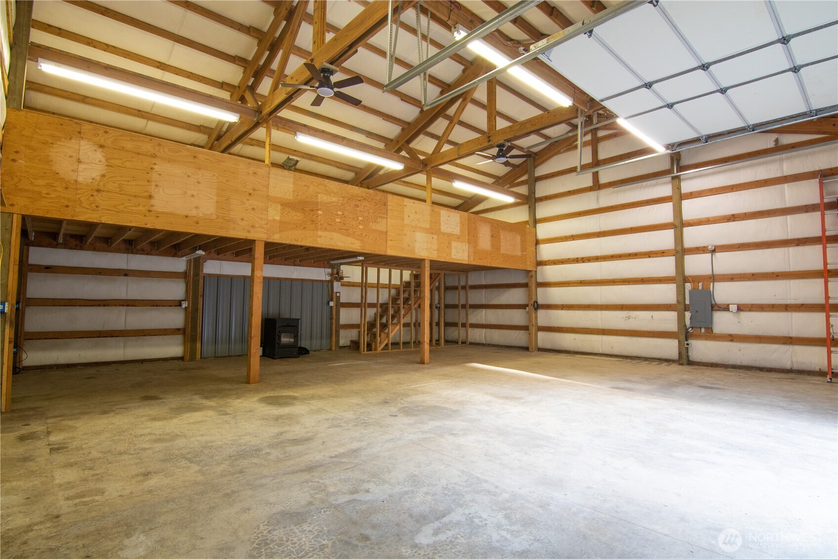 16617 Jim Creek Road Property Photo 16