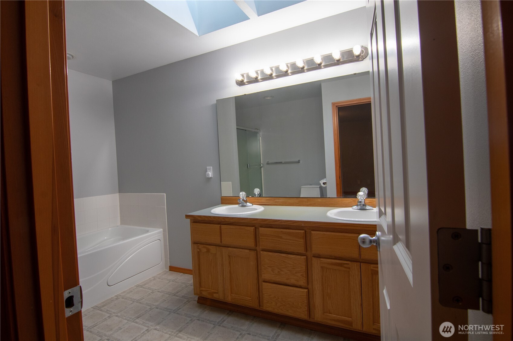 16617 Jim Creek Road Property Photo 27