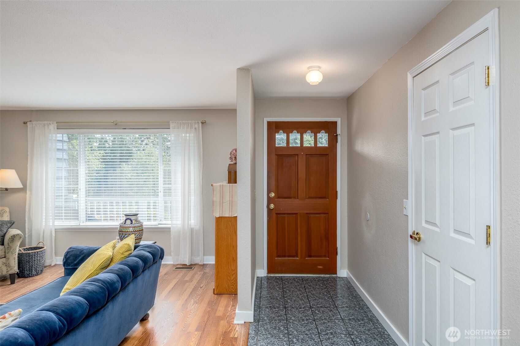 424 119th Avenue Property Photo 2