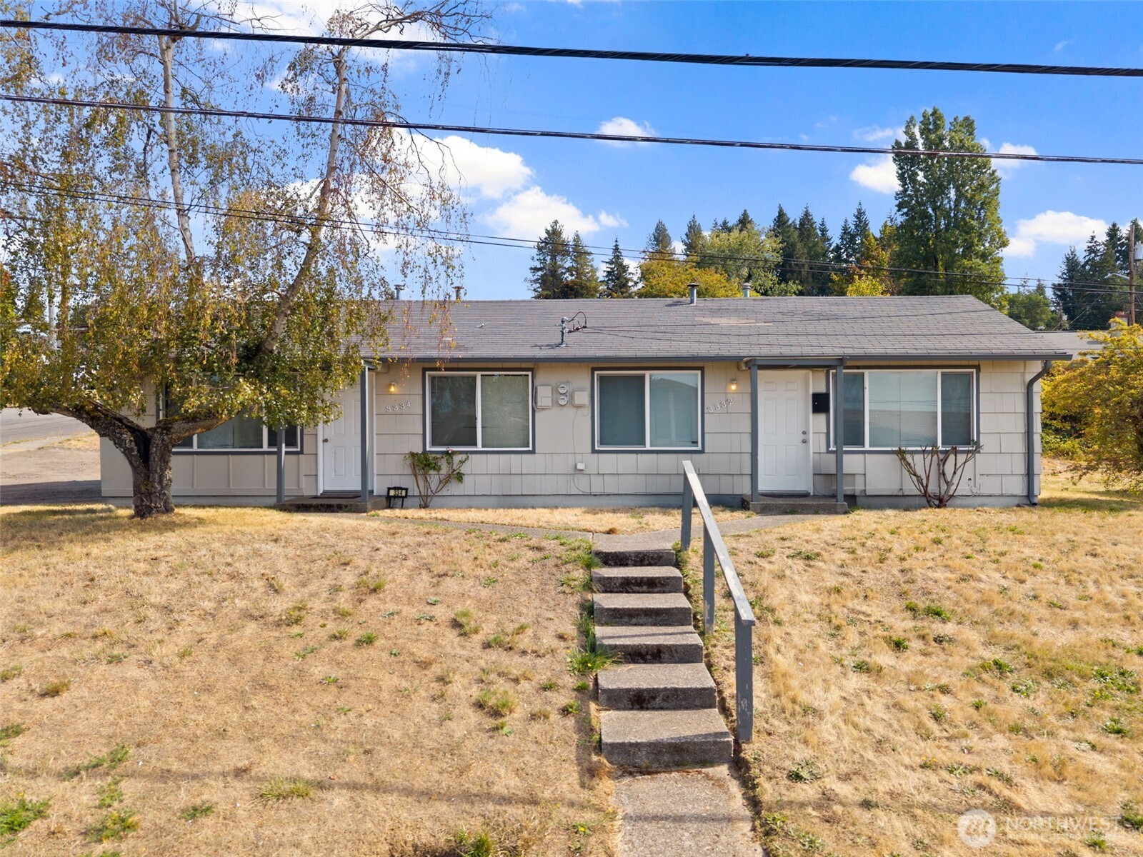 3332 & 3334 Halverson Avenue Property Photo 23