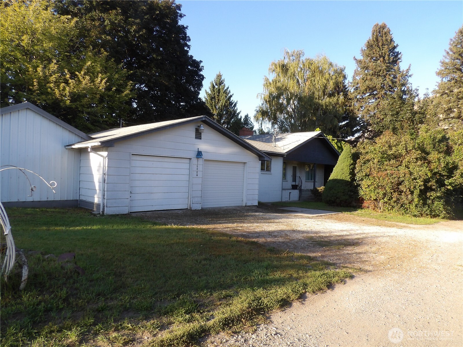 31688 A Highway 97 Property Photo 1
