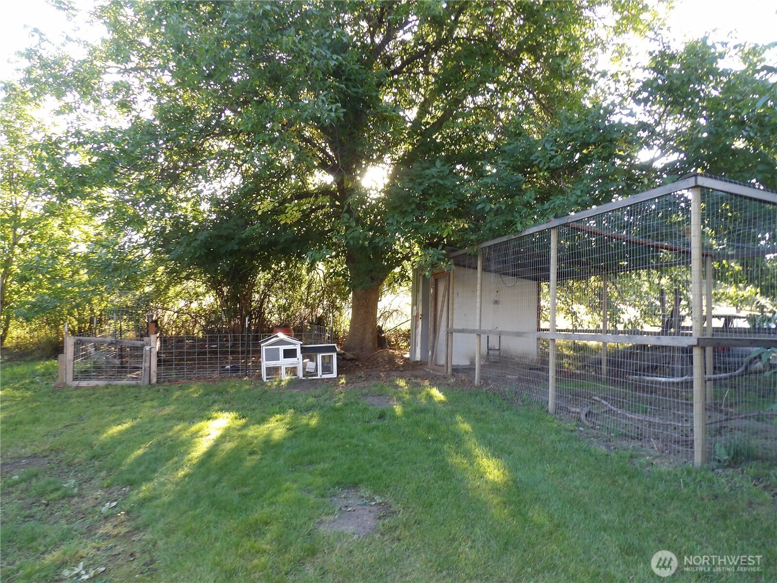 31688 A Highway 97 Property Photo 2