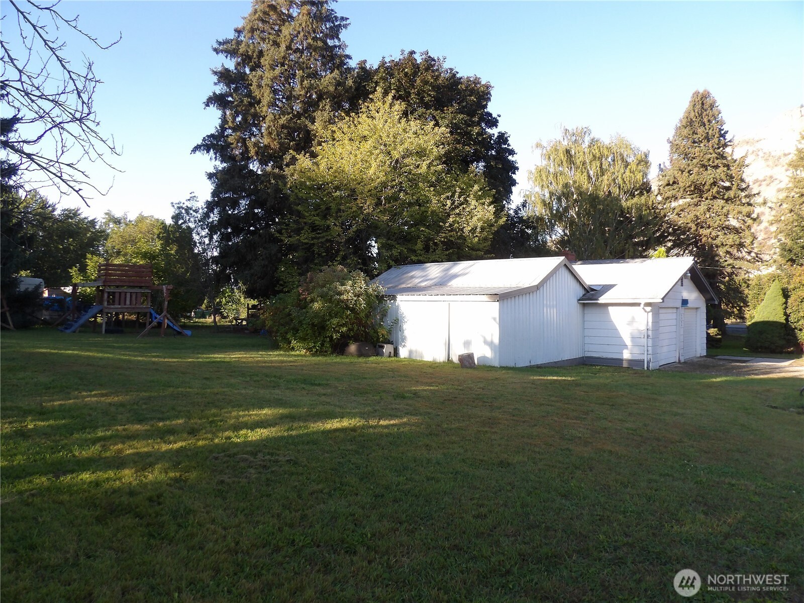 31688 A Highway 97 Property Photo 4