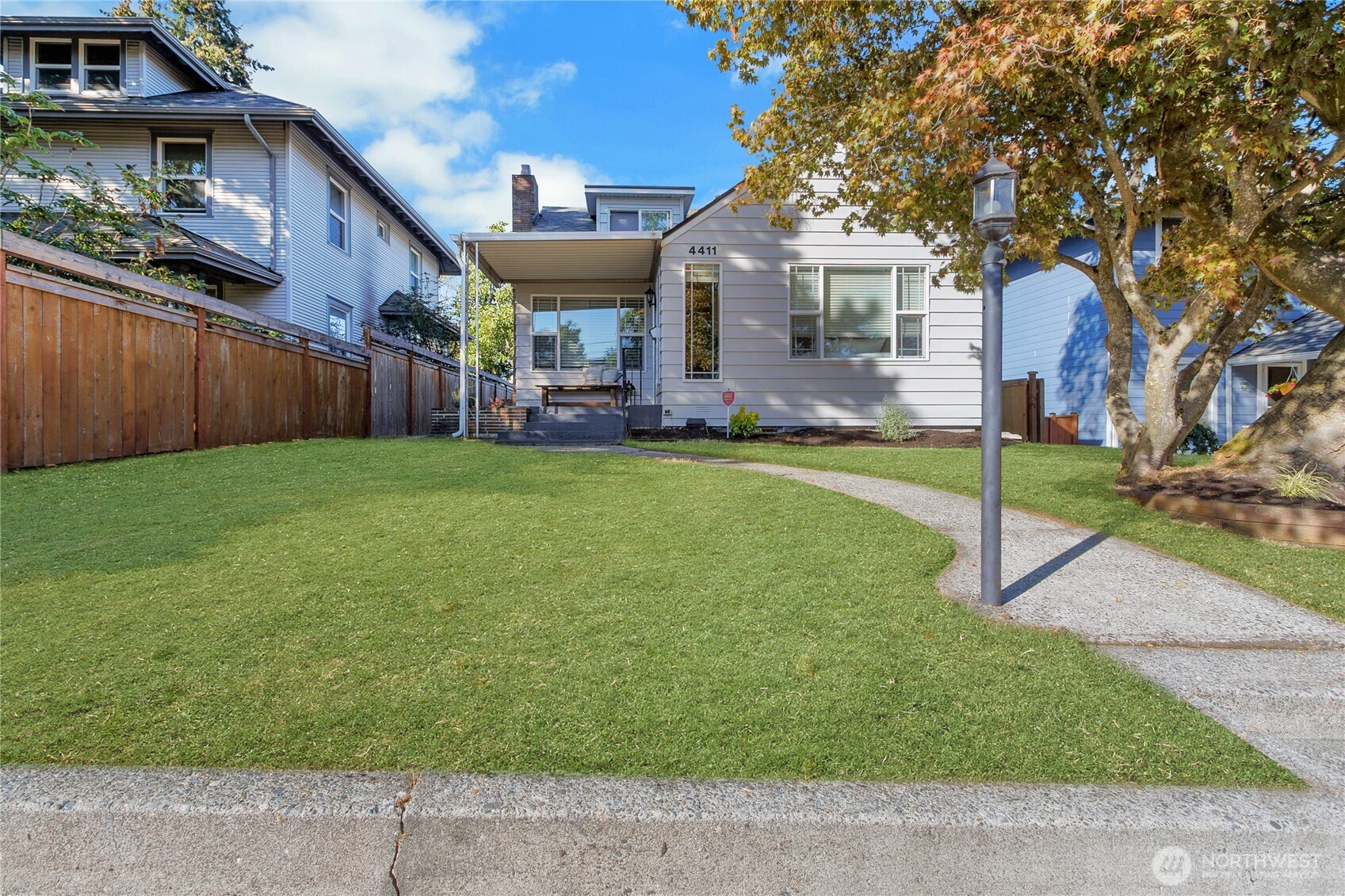 4411 N 8th Street Property Photo 2