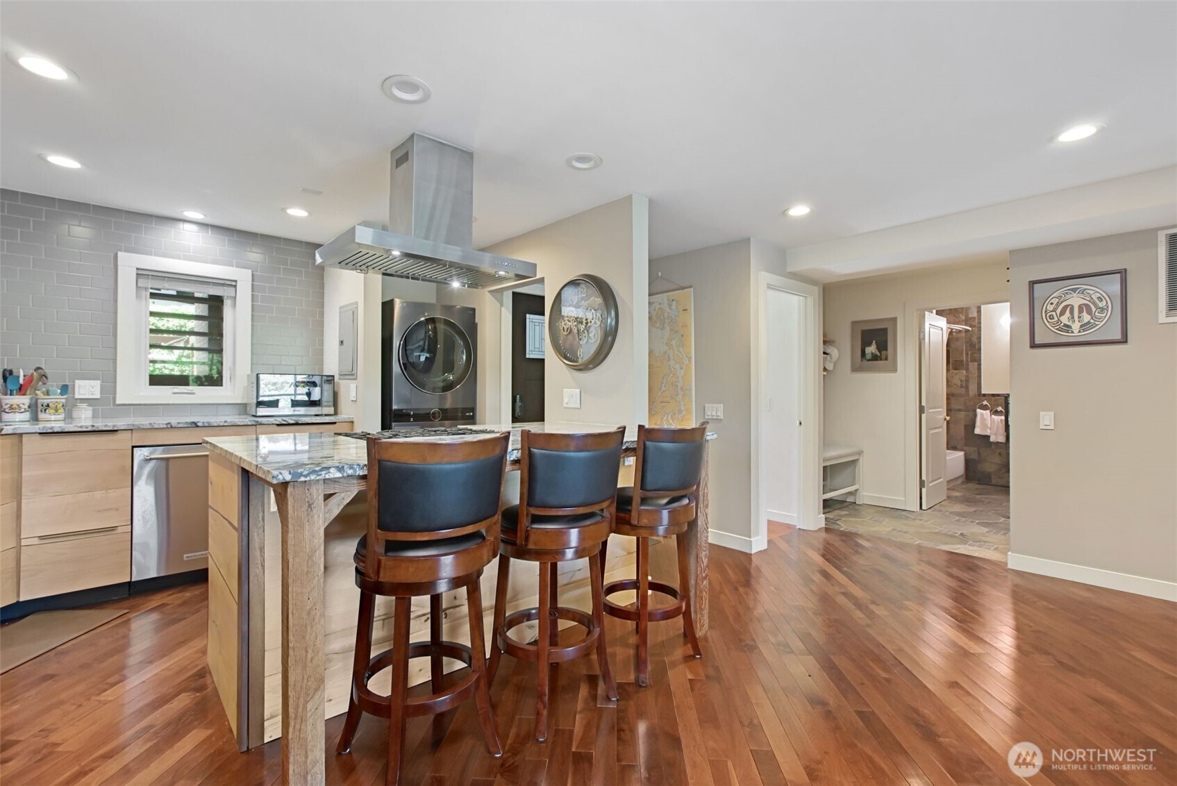 10903 Glen Acres Drive B Property Photo 12