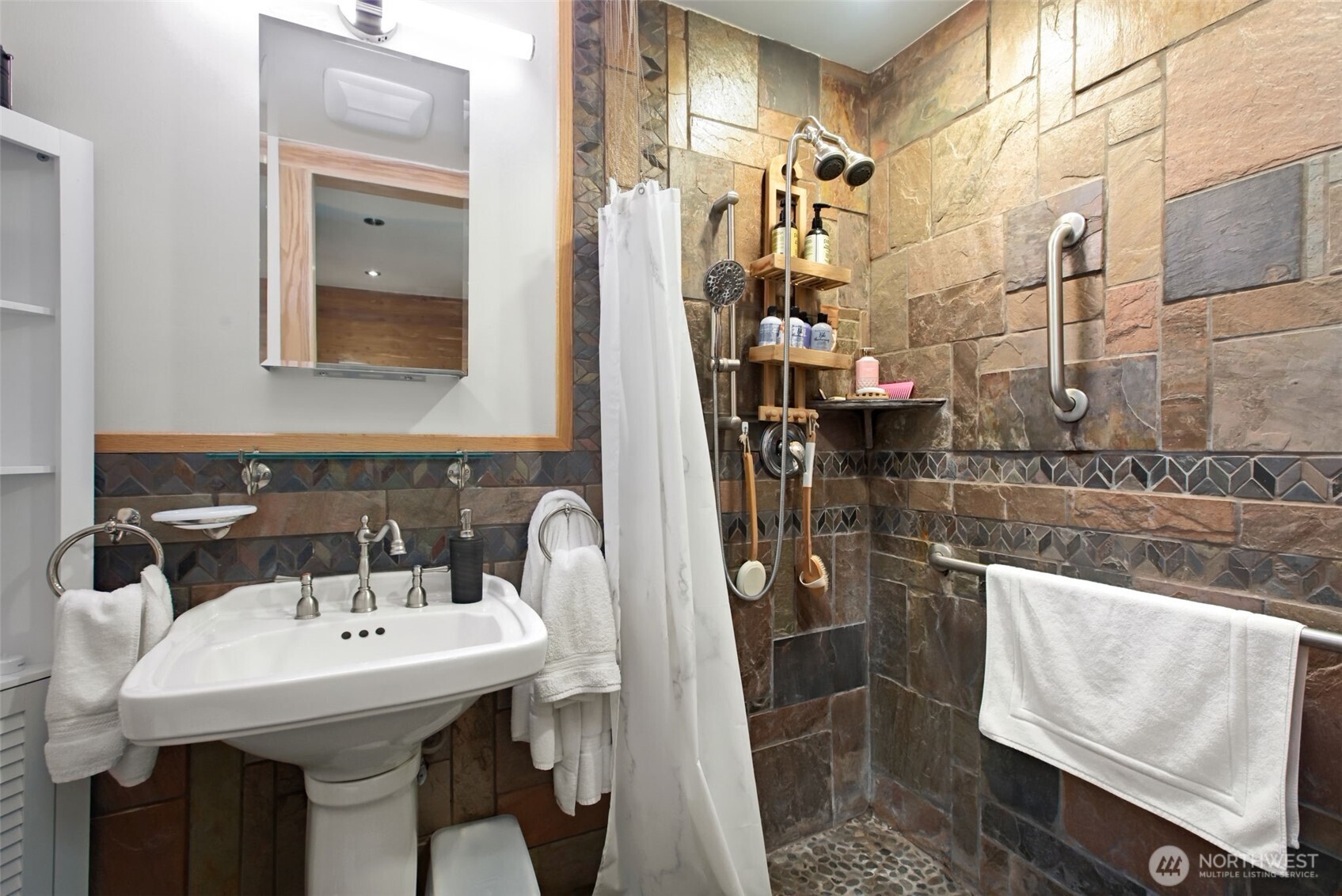 10903 Glen Acres Drive B Property Photo 22