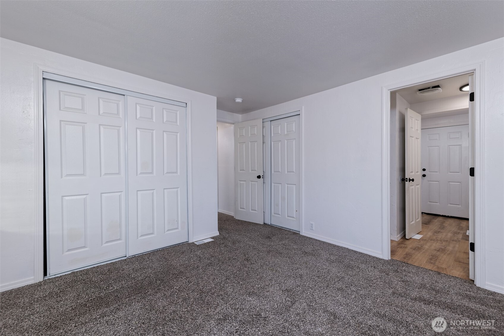 1882 E Johns Prairie Road Property Photo 16