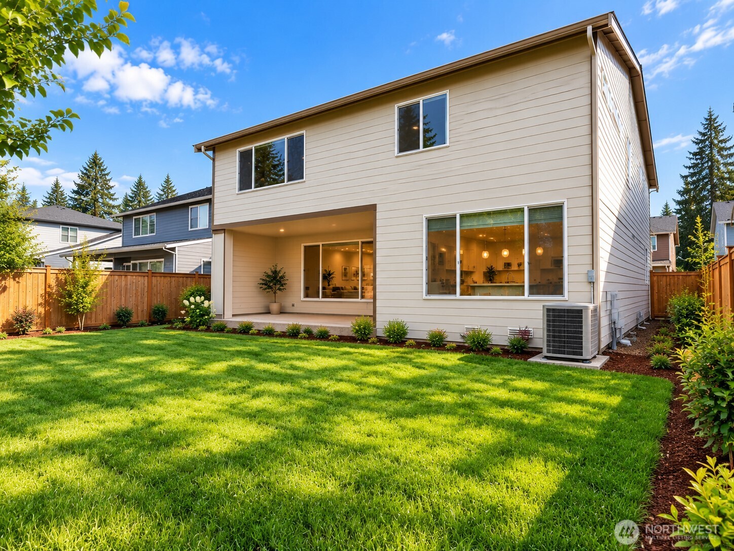 1198 Panoramic Loop Property Photo 18