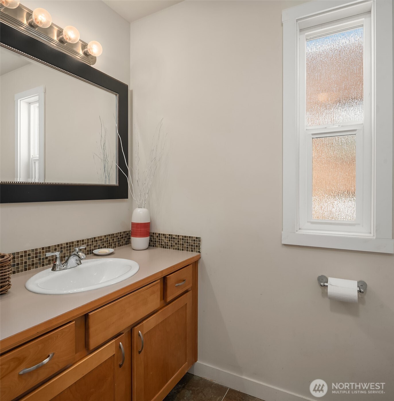 2239 Yale Avenue Property Photo 11