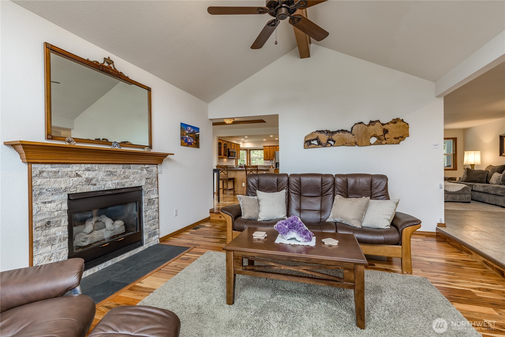 1202 Pike Street Property Photo 6