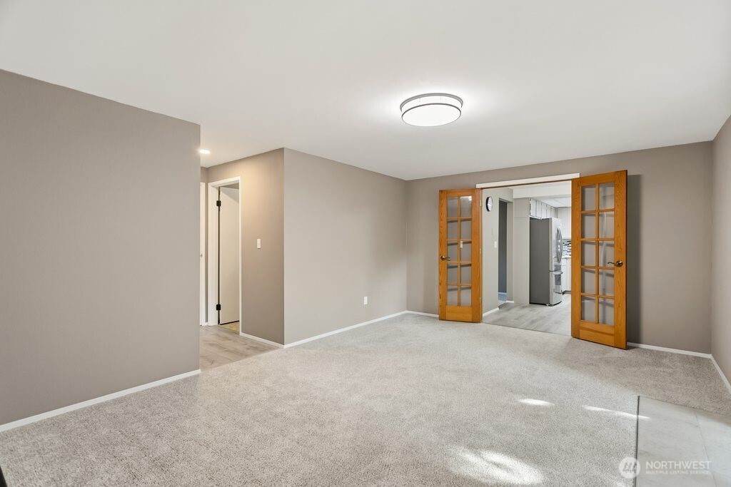 7914 206th Place Property Photo 12