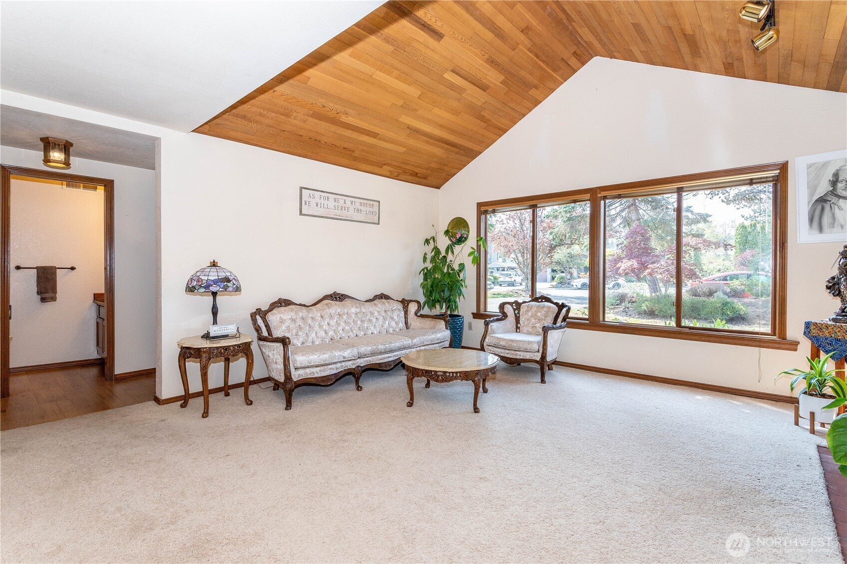 2317 214th Place Property Photo 3