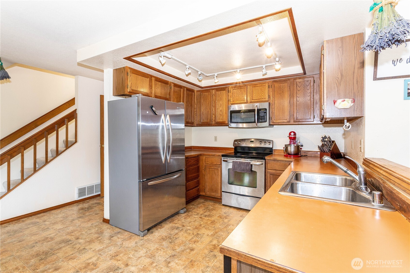 2317 214th Place Property Photo 7