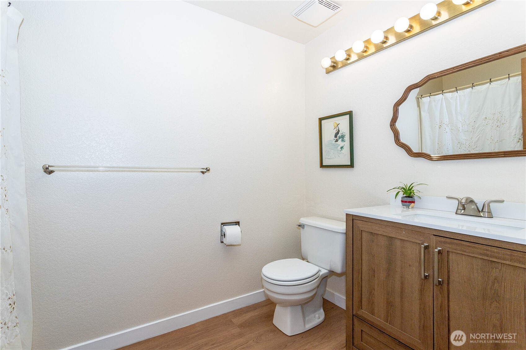 2317 214th Place Property Photo 14
