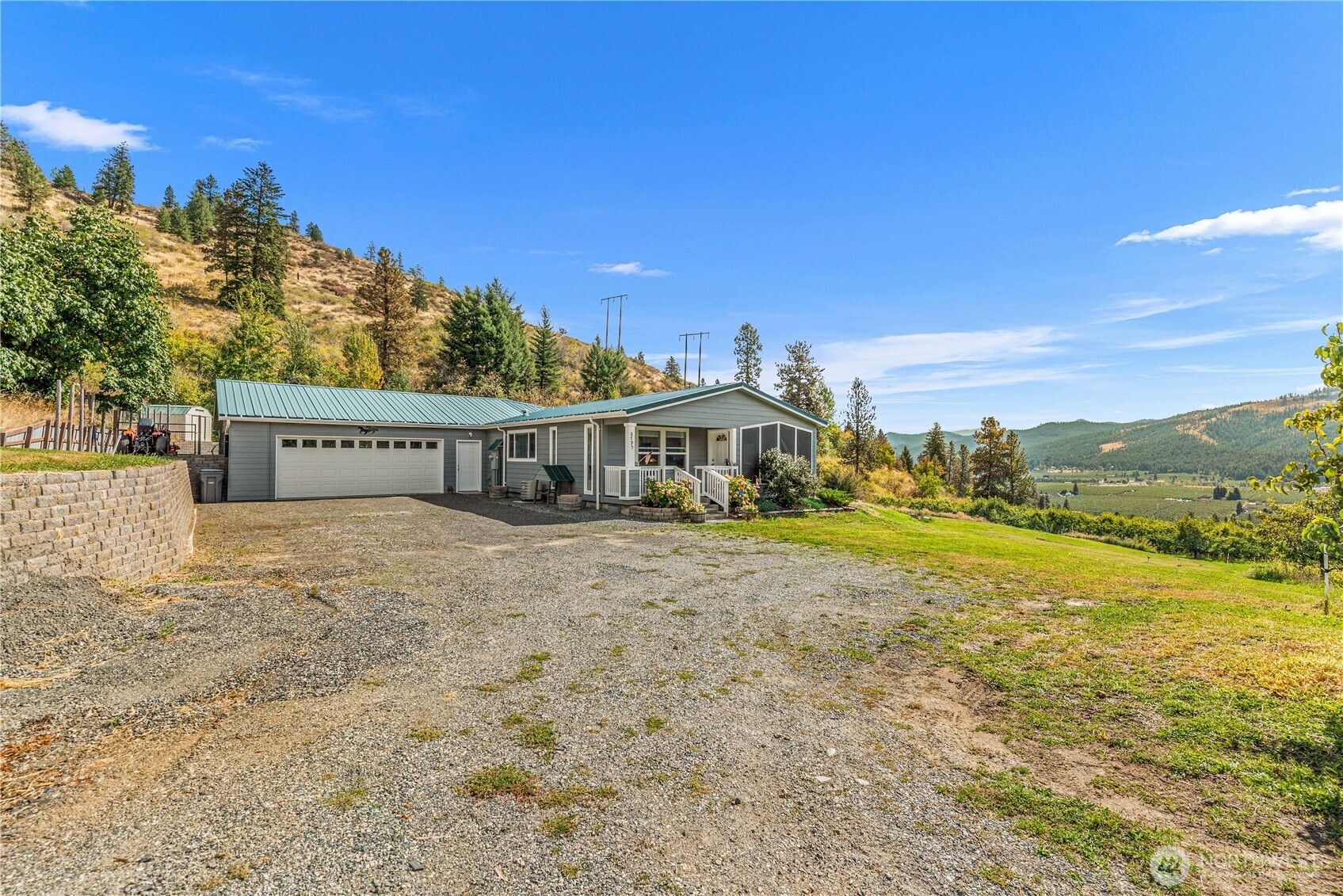 8795 Larson Road Property Photo 1