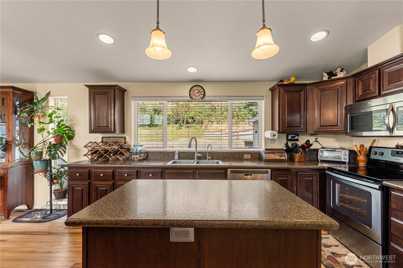 8795 Larson Road Property Photo 15