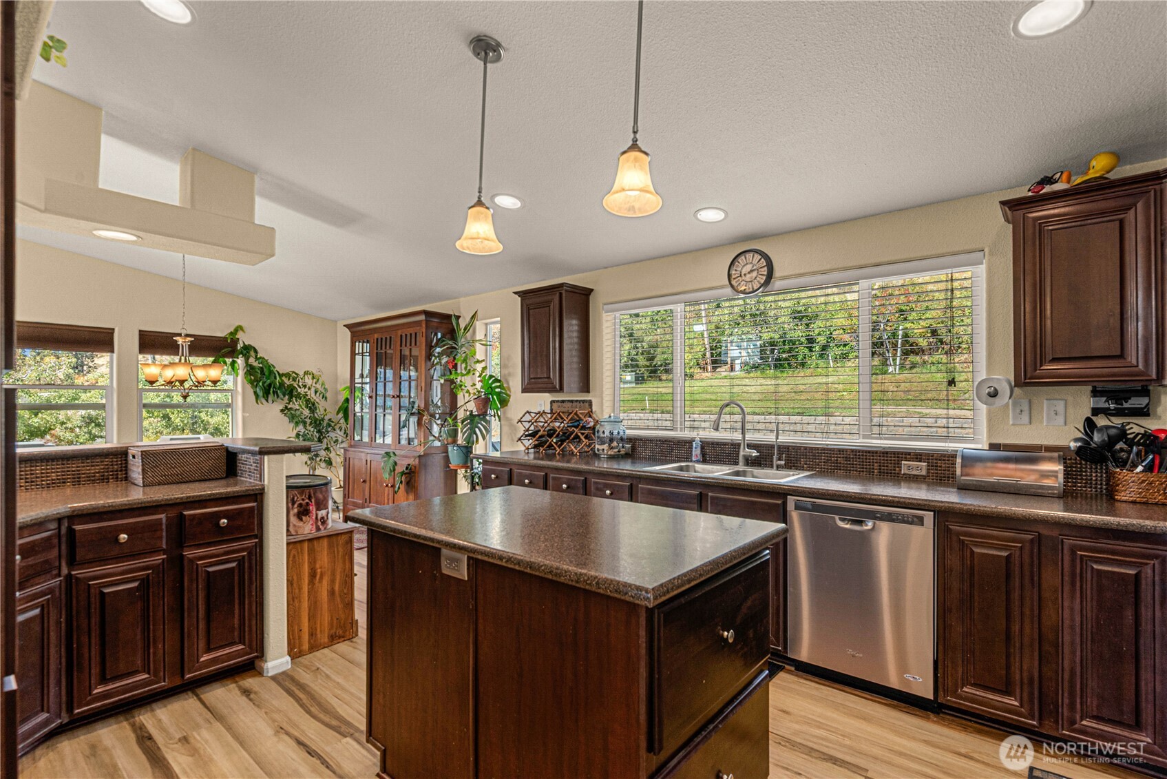 8795 Larson Road Property Photo 16