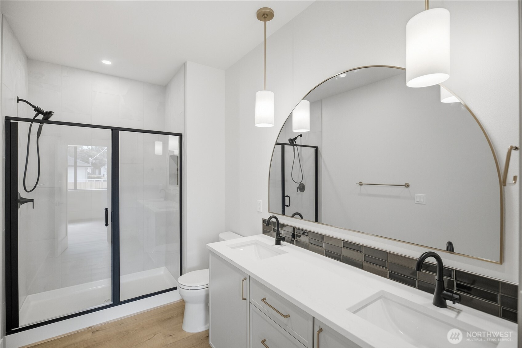 4415 N 14th Street B Property Photo 12