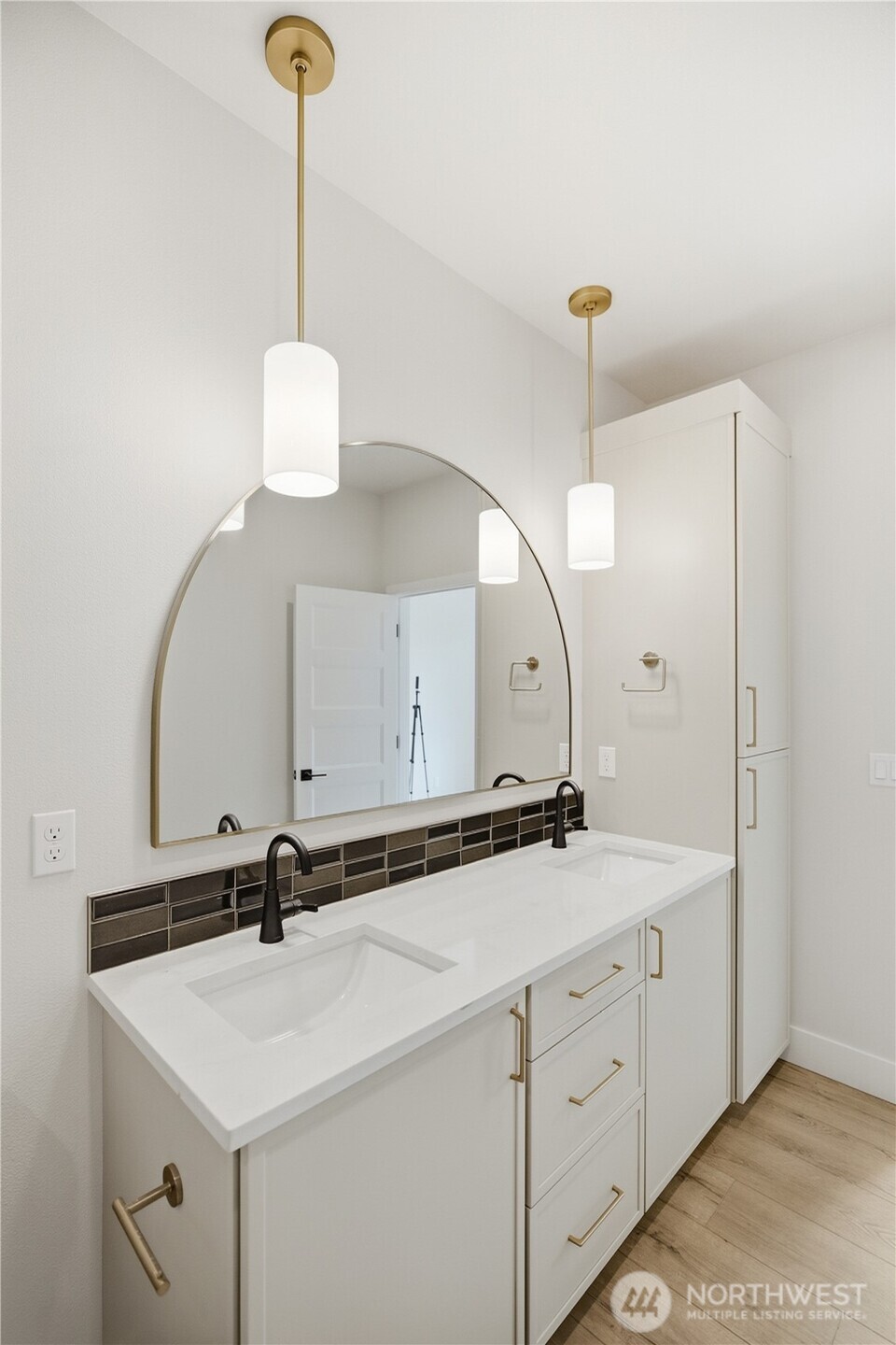 4415 N 14th Street B Property Photo 13