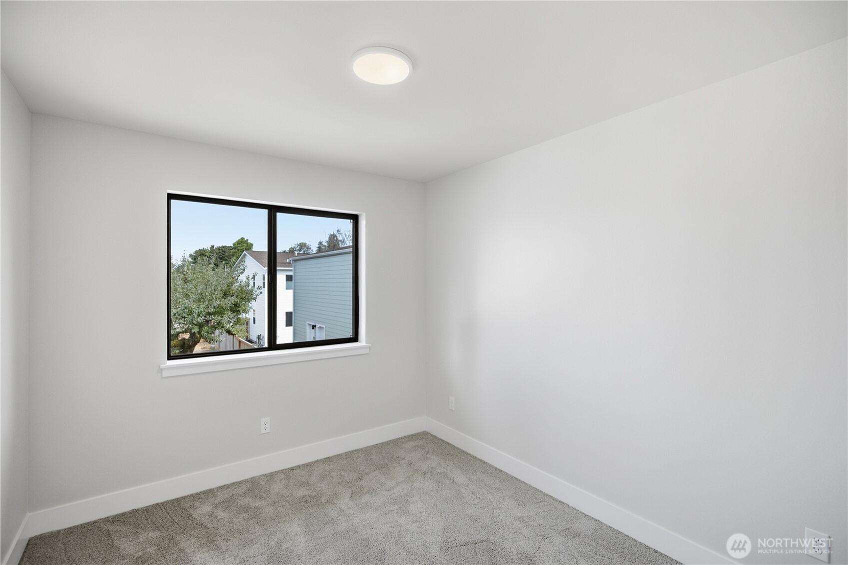 4415 N 14th Street B Property Photo 16