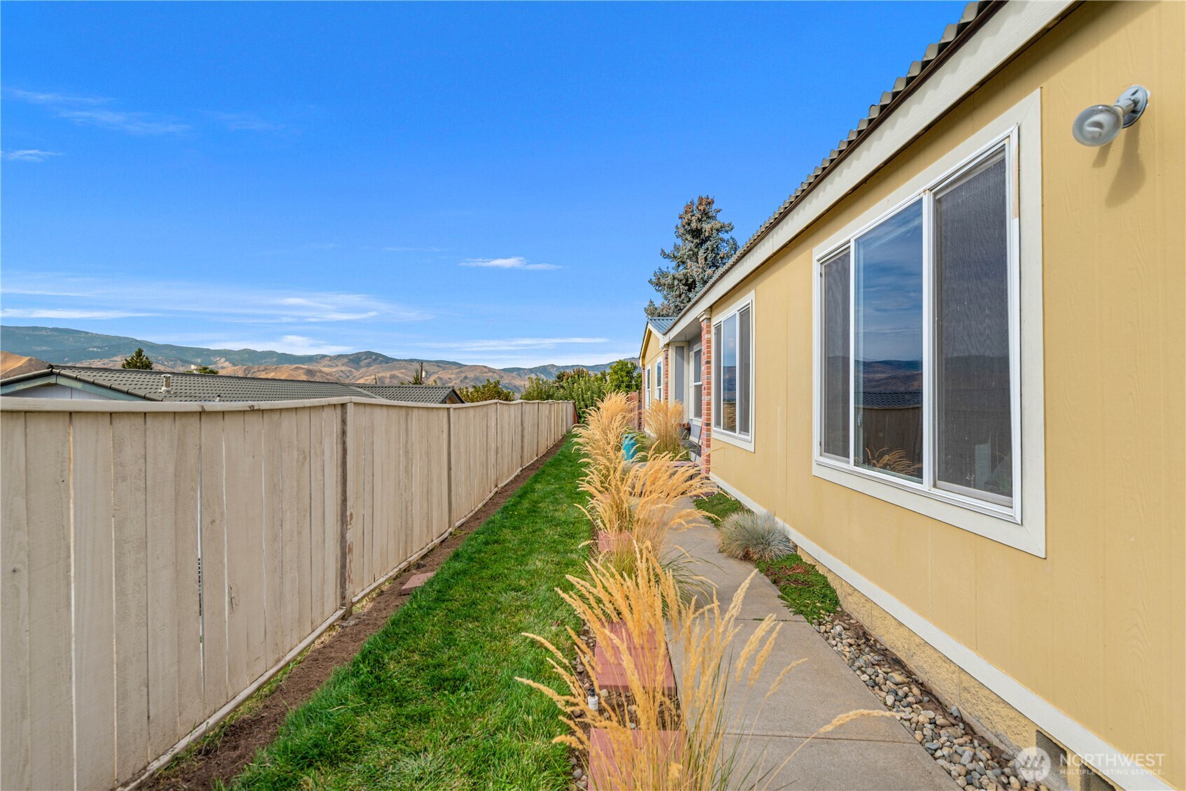 558 Morning View Avenue Property Photo 35
