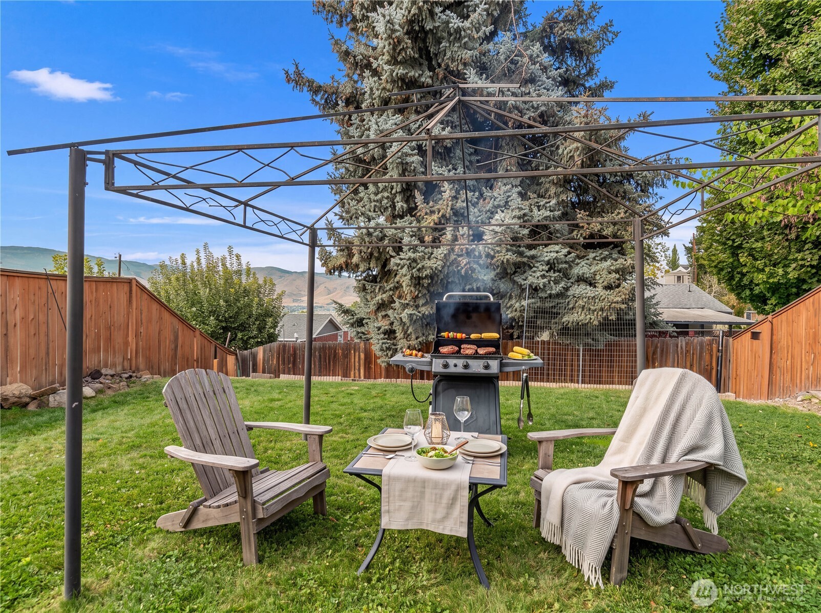 558 Morning View Avenue Property Photo 38