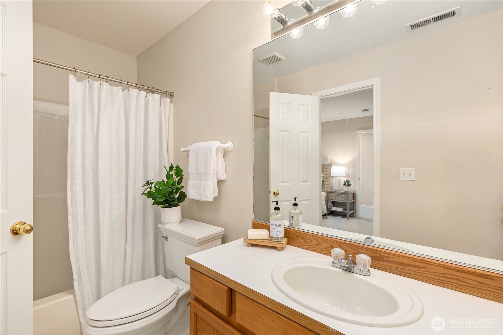 4181 Point White Drive Property Photo 29