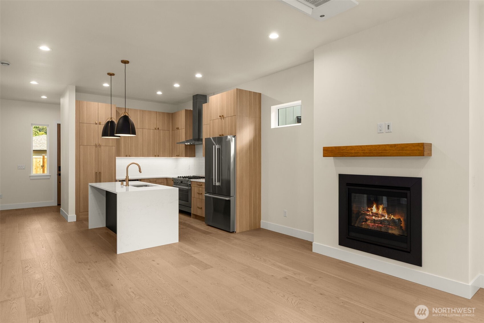 13633 103rd Property Photo 12