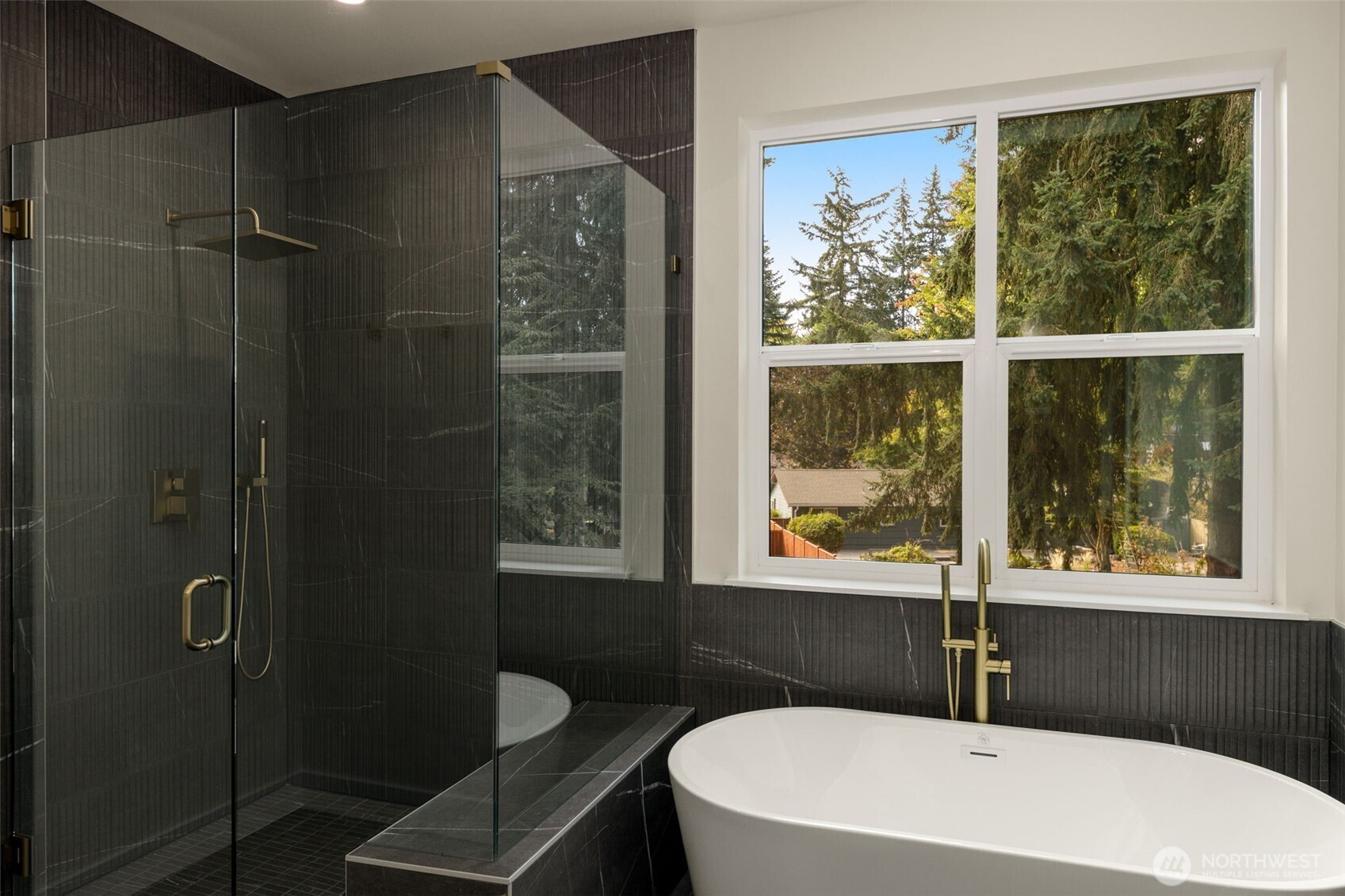 13633 103rd Property Photo 29
