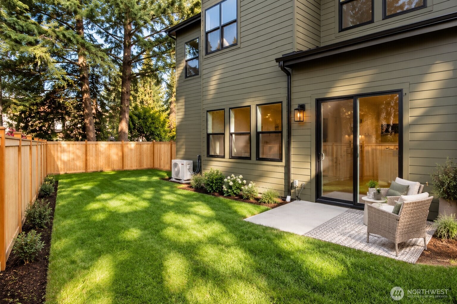 13633 103rd Property Photo 32