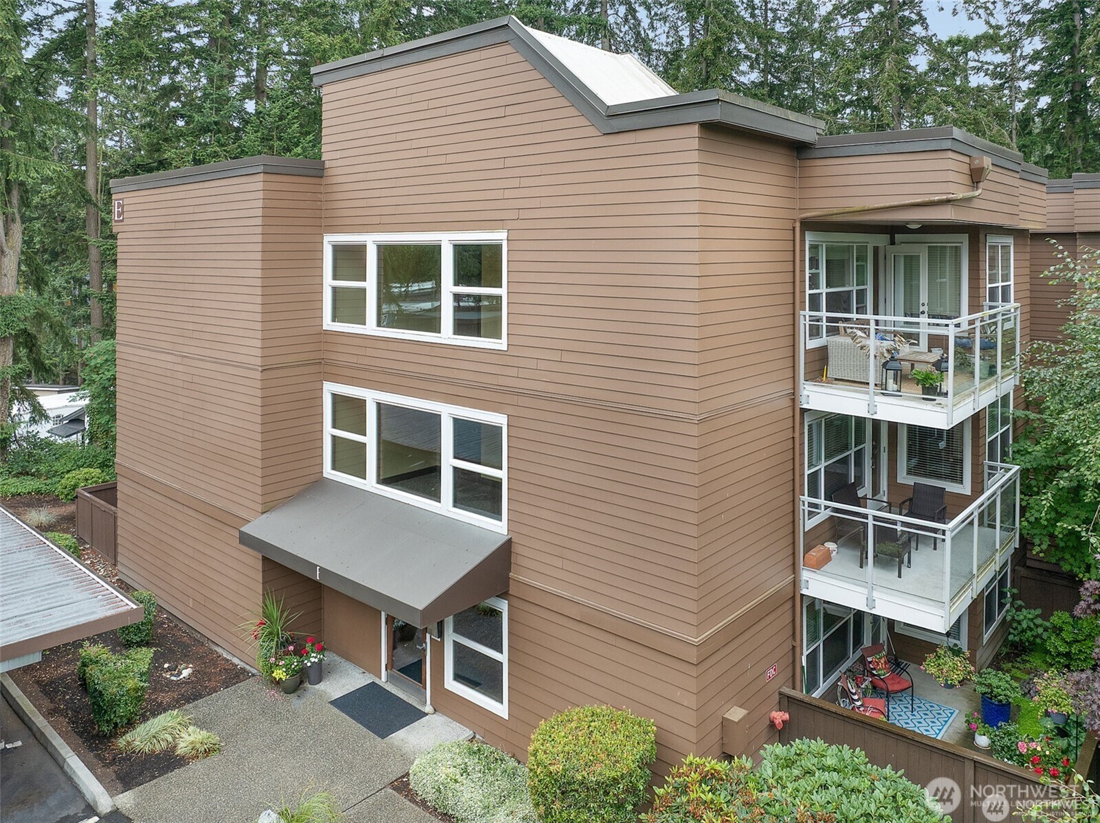 22910 90th Avenue E304 Property Photo 25