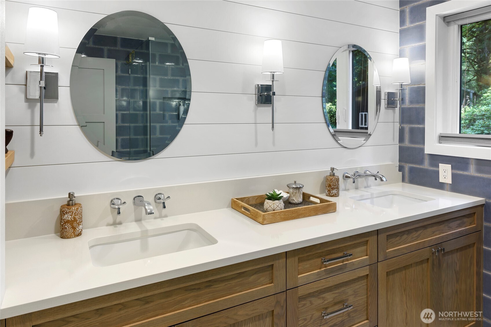 6894 Ne Koura Road Property Photo 19