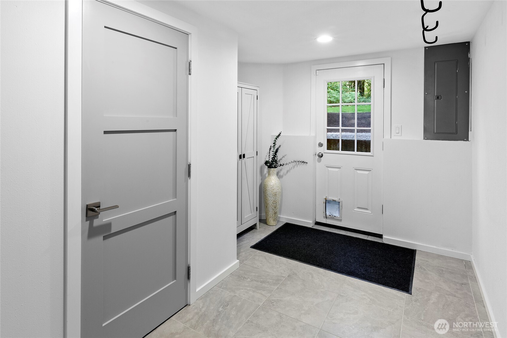 6894 Ne Koura Road Property Photo 27