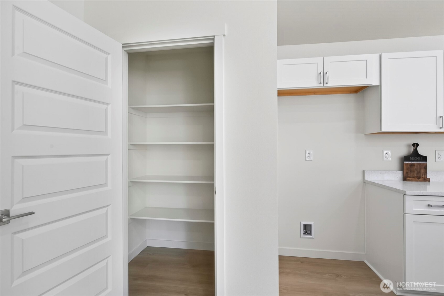 711 Endor Heights Court Property Photo 12