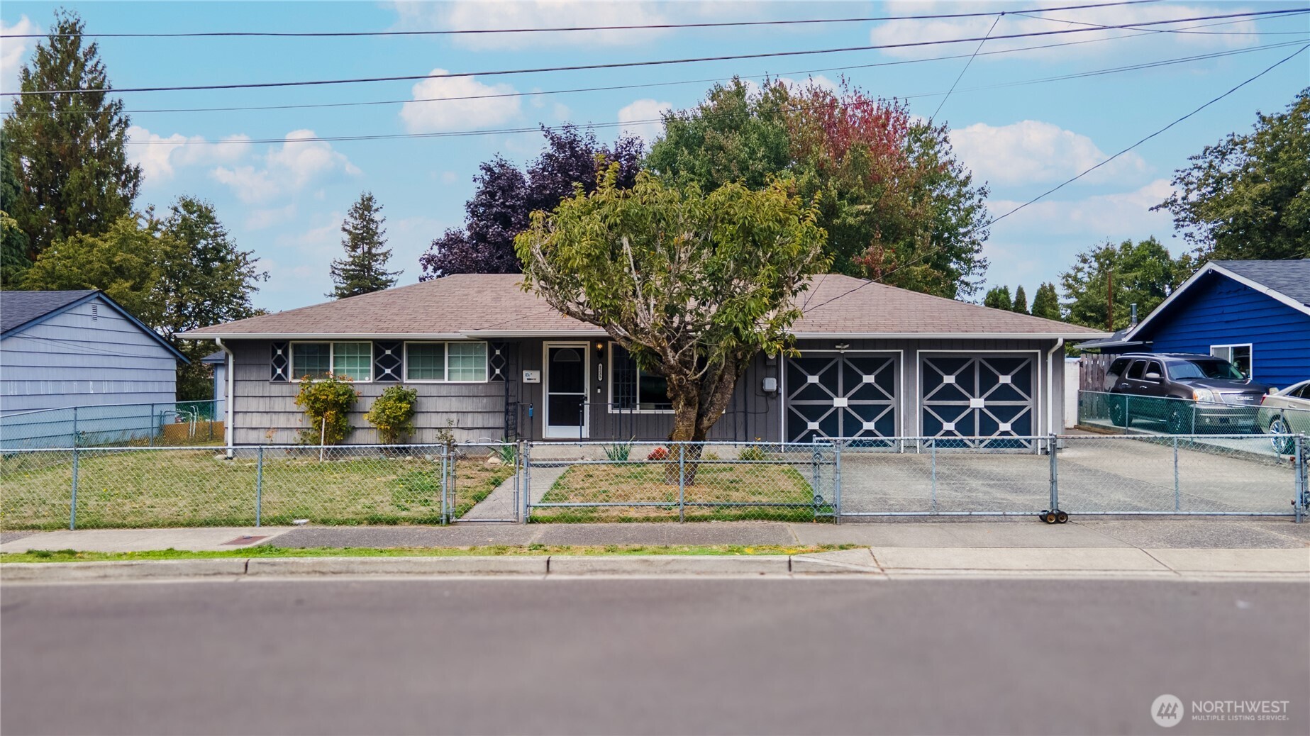 1235 25 Street Property Photo 1