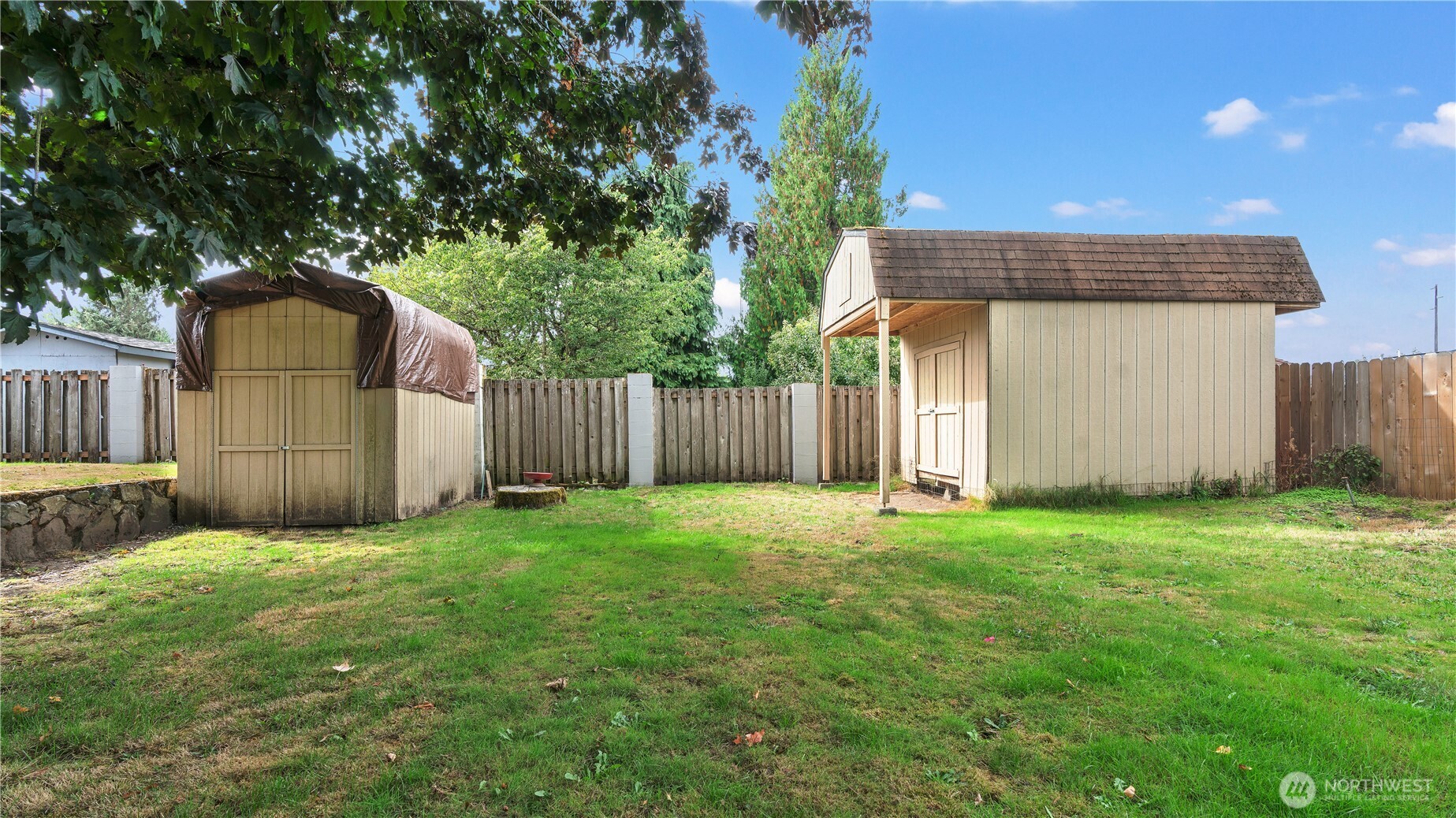 1235 25 Street Property Photo 5