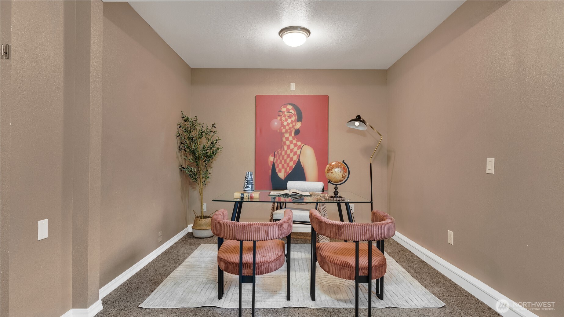 1235 25 Street Property Photo 10