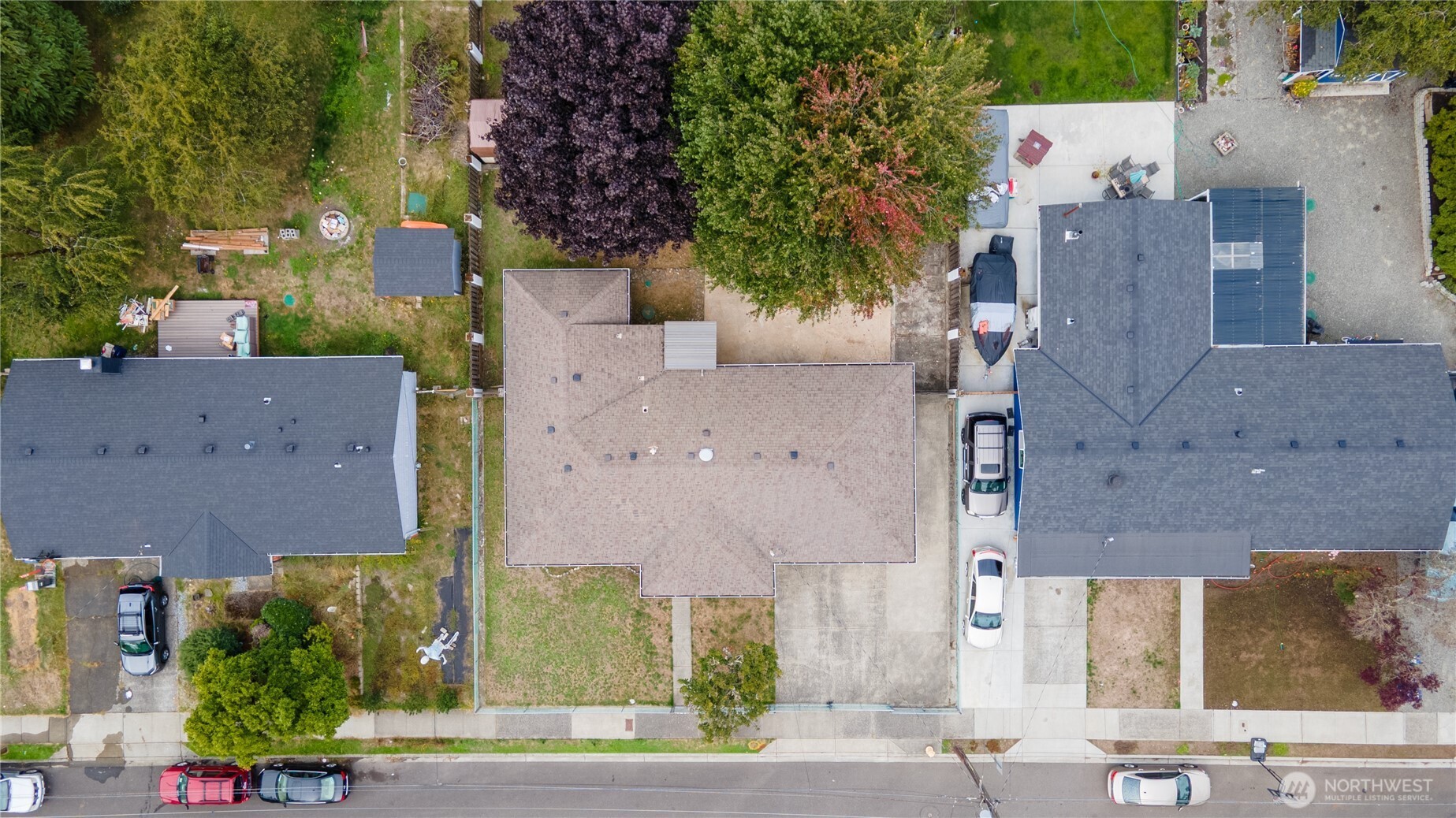 1235 25 Street Property Photo 18