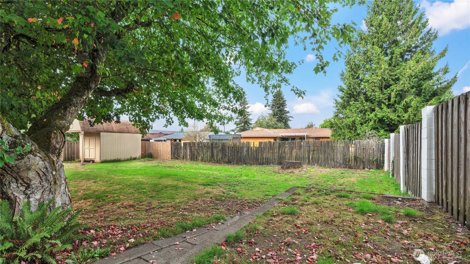 1235 25 Street Property Photo 22