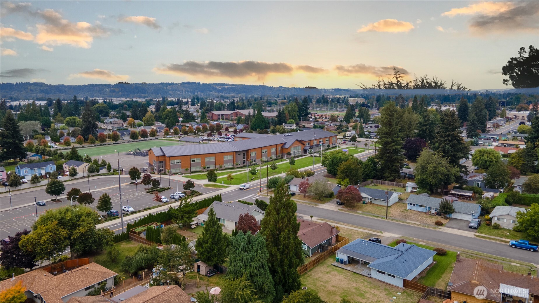 1235 25 Street Property Photo 23