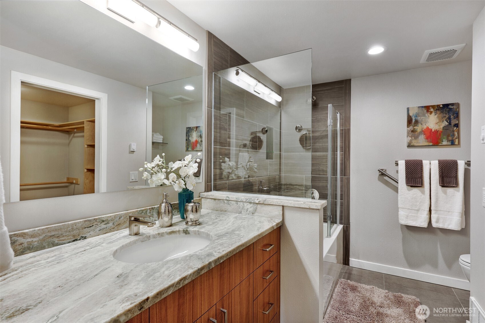 1005 5th Avenue 102b Property Photo 24