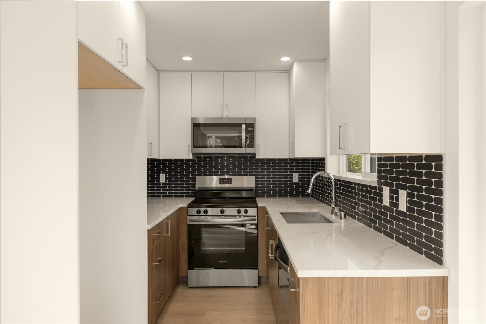 5620 Wetmore Avenue C Property Photo 6
