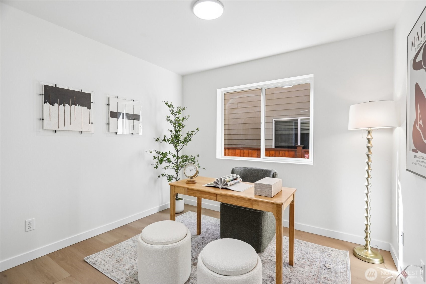 18831 18th Place Property Photo 9