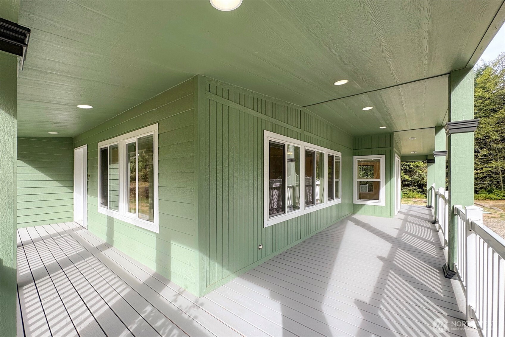 54743 Highway 112 Property Photo 5