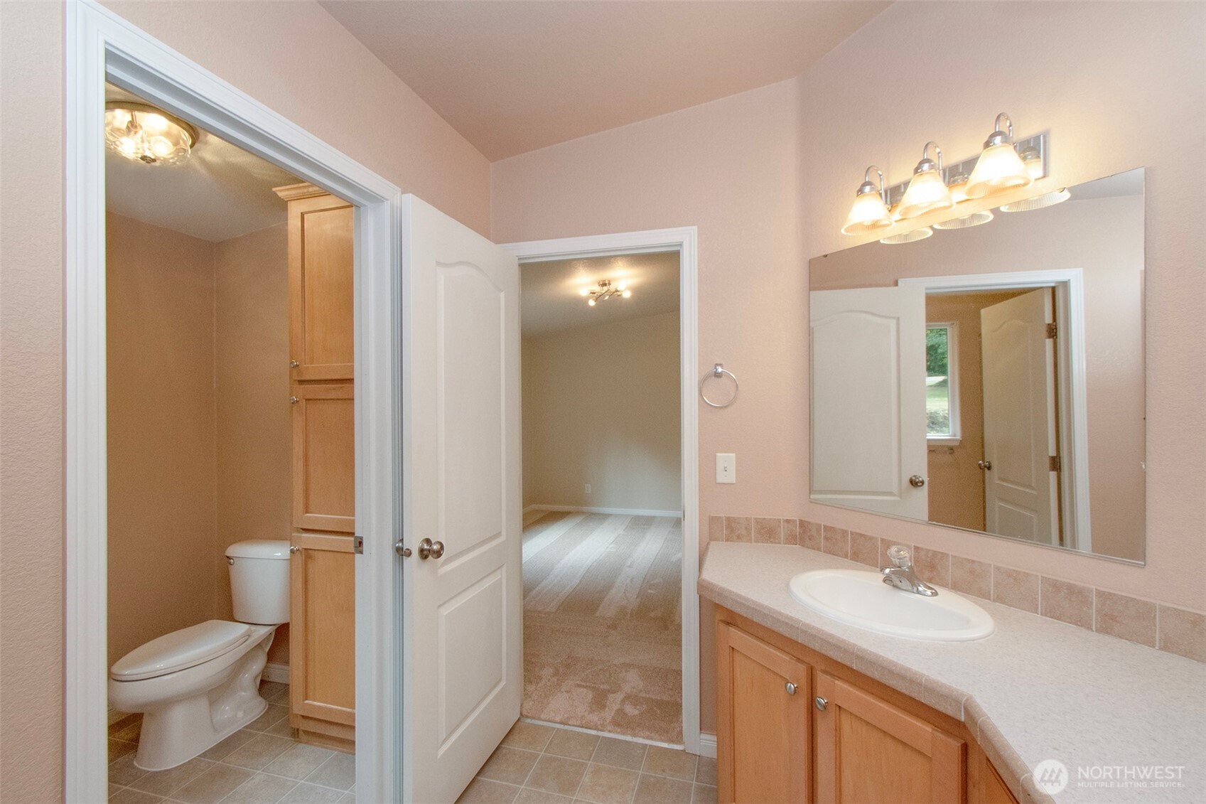 54743 Highway 112 Property Photo 18