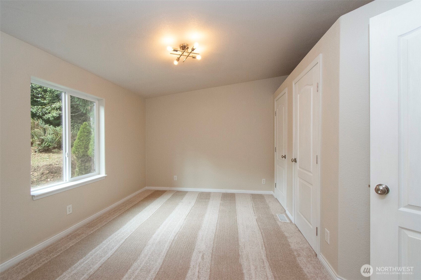54743 Highway 112 Property Photo 21