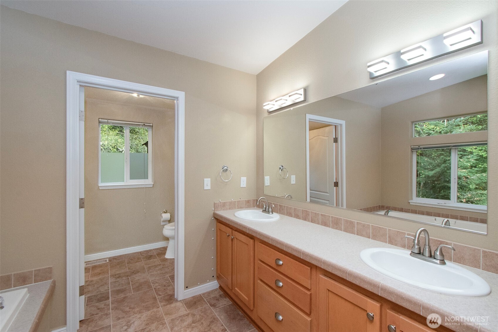 54743 Highway 112 Property Photo 25