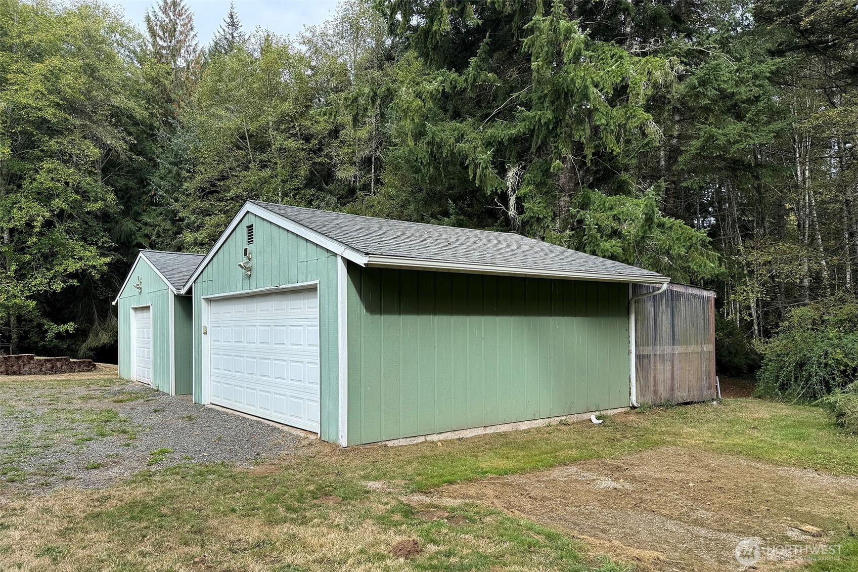 54743 Highway 112 Property Photo 37