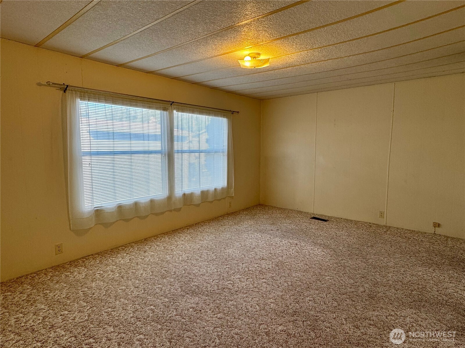 971 Se Scenic View Drive Property Photo 9